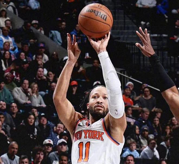 布伦森30+9率尼克斯复仇<a href=/basketball/zibo/magic/ target=_blank class=infotextkey>魔术</a> 三连胜紧追东部第一